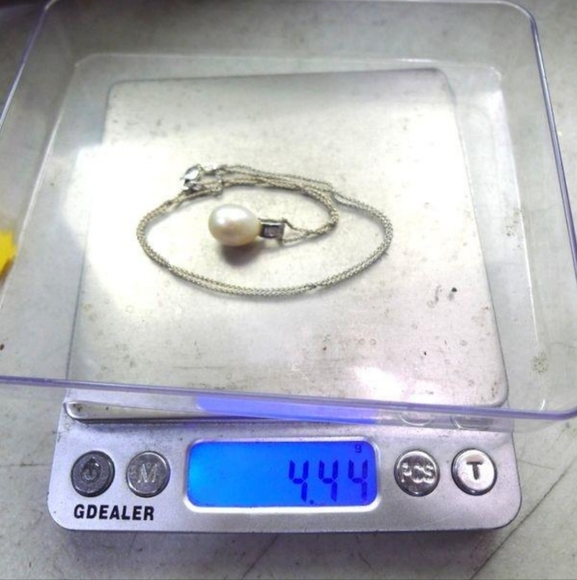 14k Solid White Gold Necklace With 14k Gold Pendant & 9mm Genuine Pearl Quartz - Picture 13 of 13